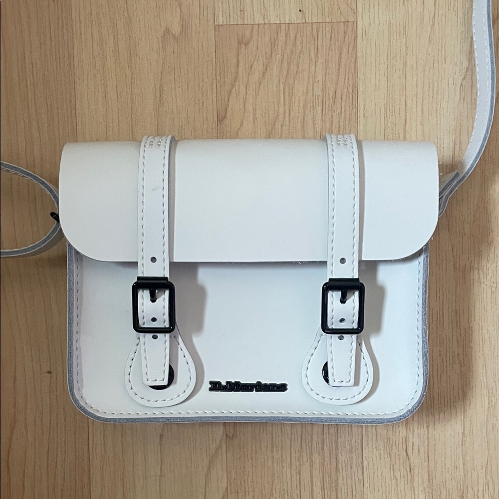 NWOT Dr Martens 7 Inch Satchel Leather Crossbody Bag